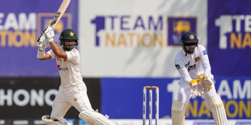 How to play cricket